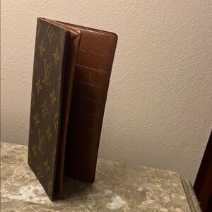 Louis Vuitton Brown Monogram Key Card Holder